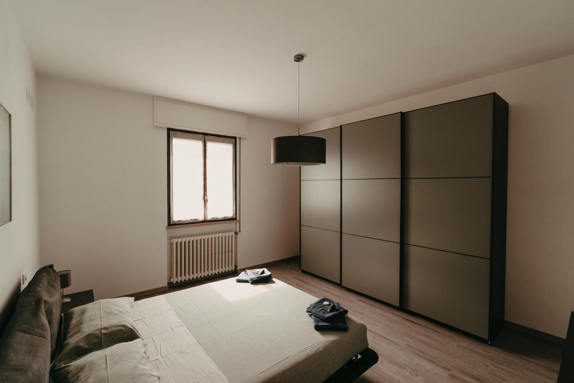 Casa Vacanze Domus Pompeo Ravenna Bagian luar foto