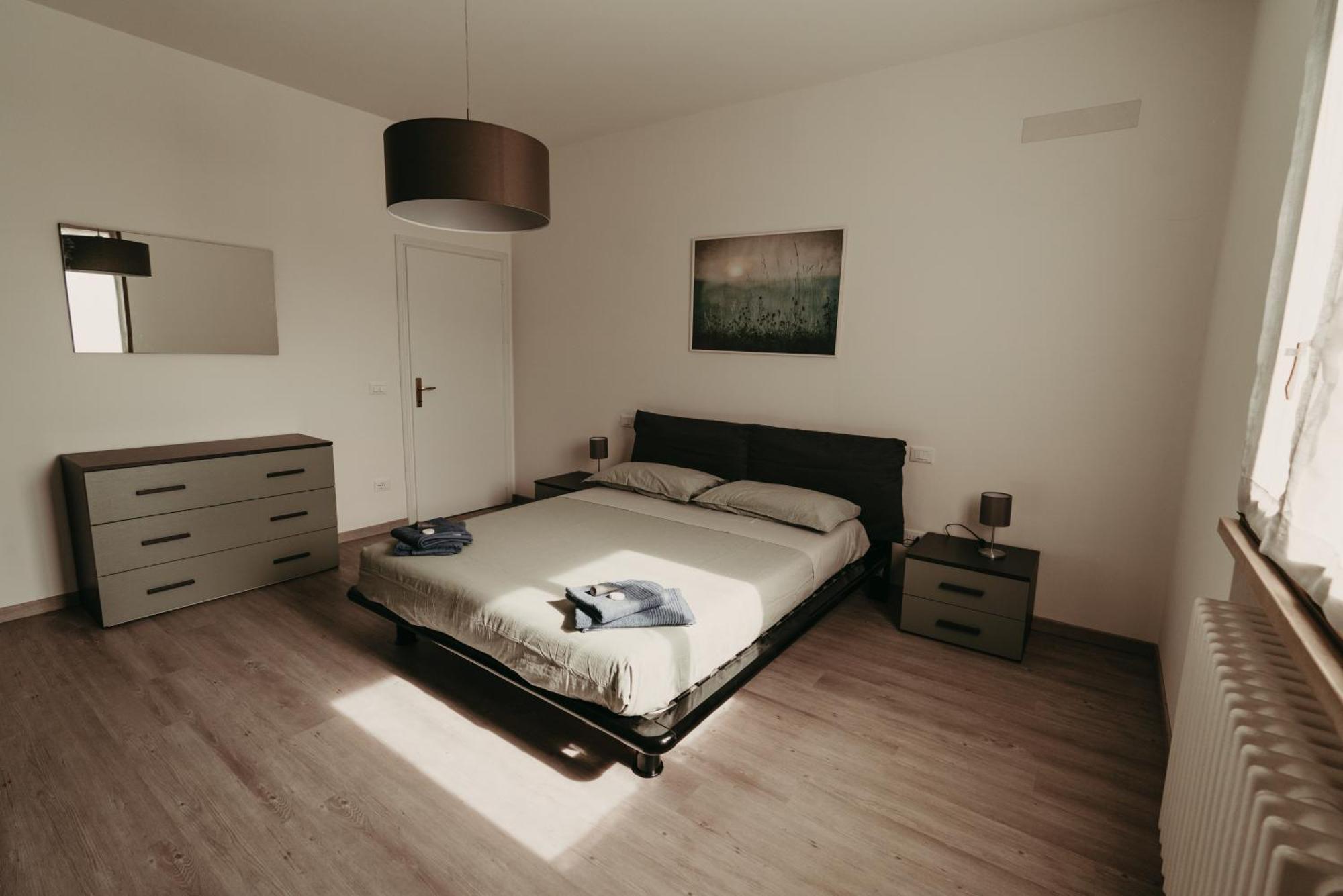 Casa Vacanze Domus Pompeo Ravenna Bagian luar foto