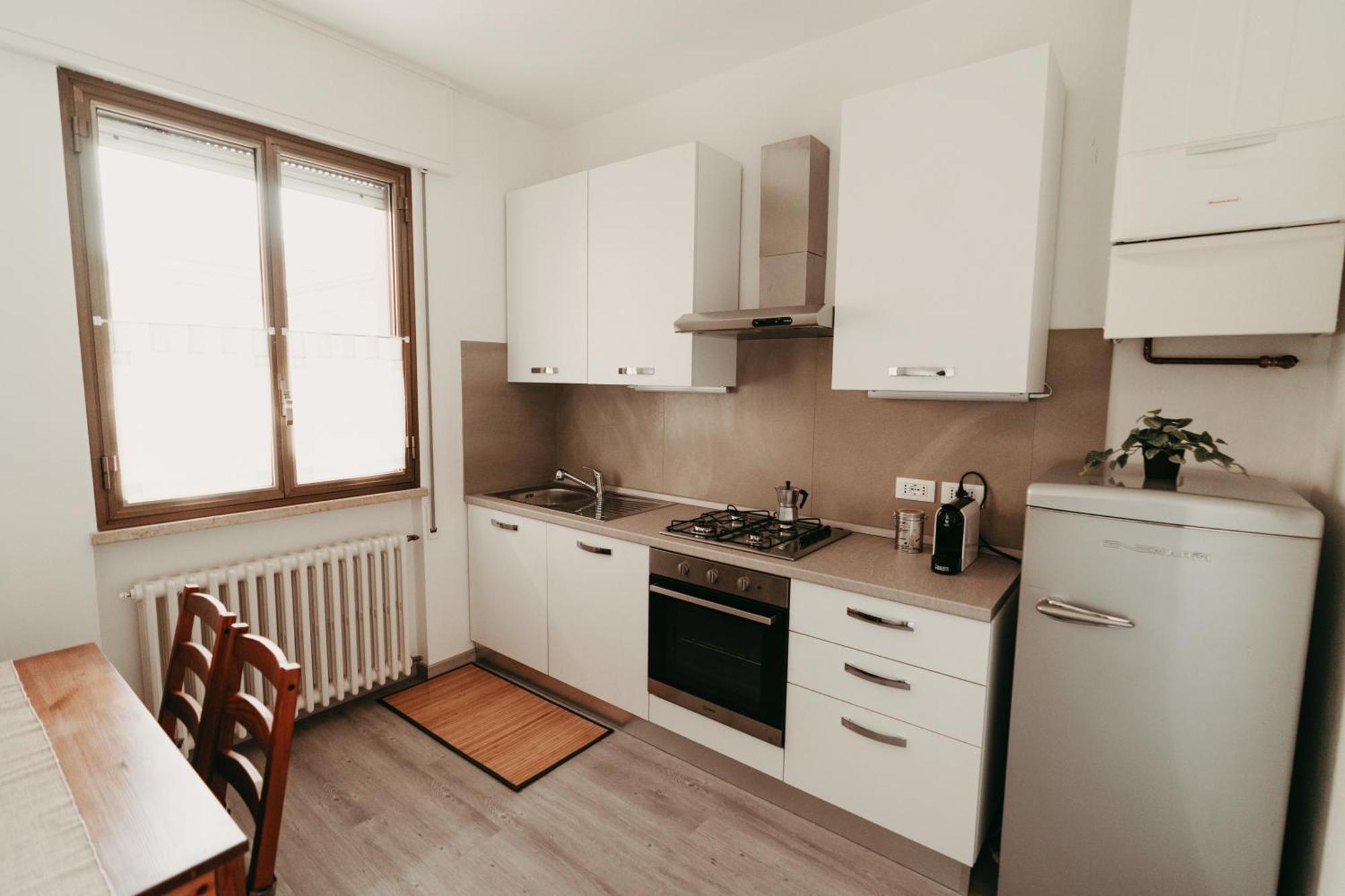 Casa Vacanze Domus Pompeo Ravenna Bagian luar foto